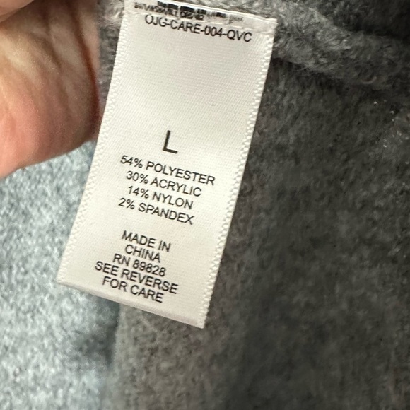 Logo by Lori Goldstein Colorblock Crew Neck Sweater - Picture 6 of 7